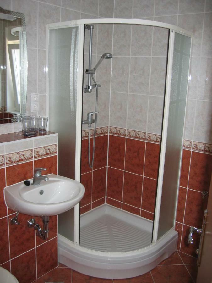 Villa Adria Драмал Екстериор снимка
